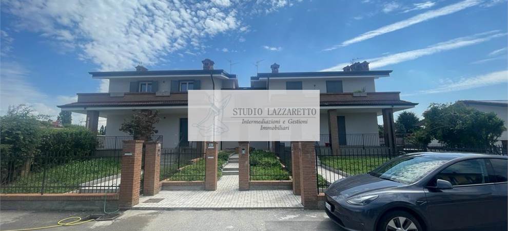 quadrifamigliare